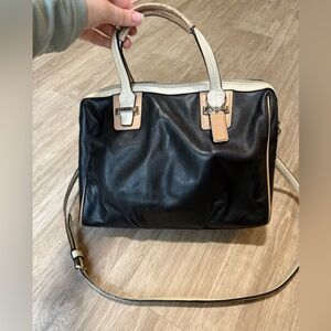 Vintage Coach Leather Taylor Spectator Satchel Purse Bag Tote Black Cream Medium